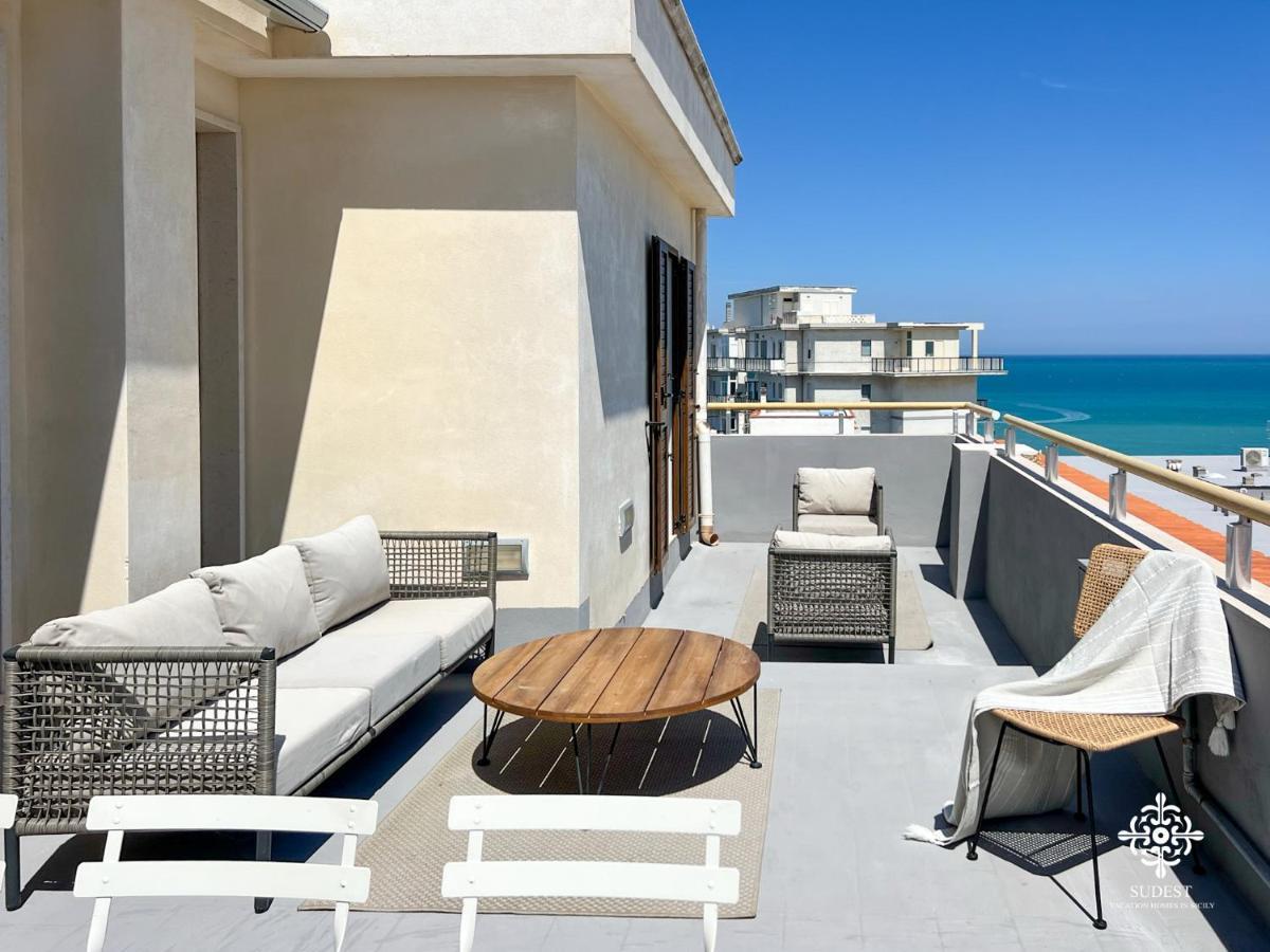 Апартаменти Infinito - Attico Sul Mare В'єсте Екстер'єр фото
