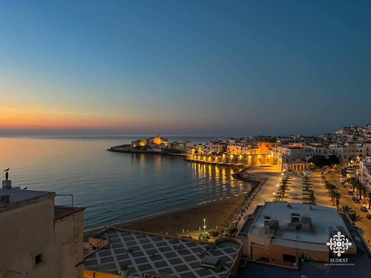 Апартаменти Infinito - Attico Sul Mare В'єсте Екстер'єр фото